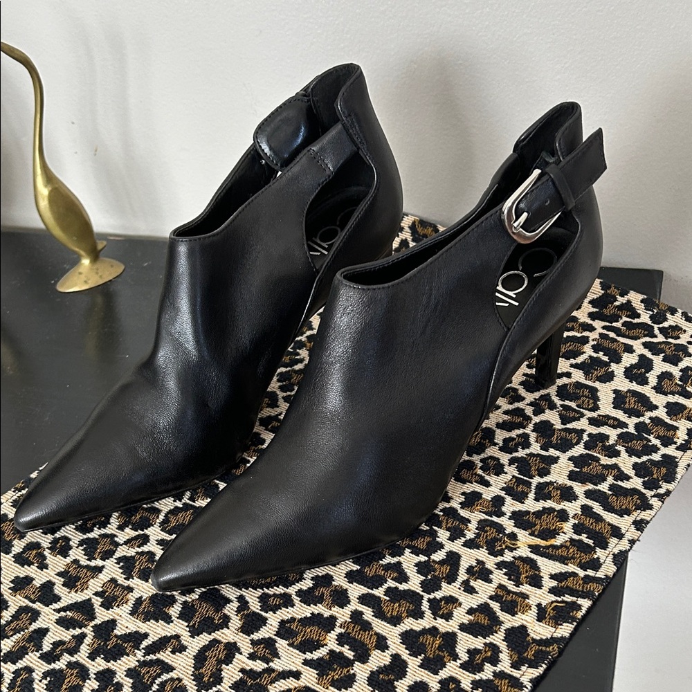 Calvin Klein Black Pointed Toe Heels